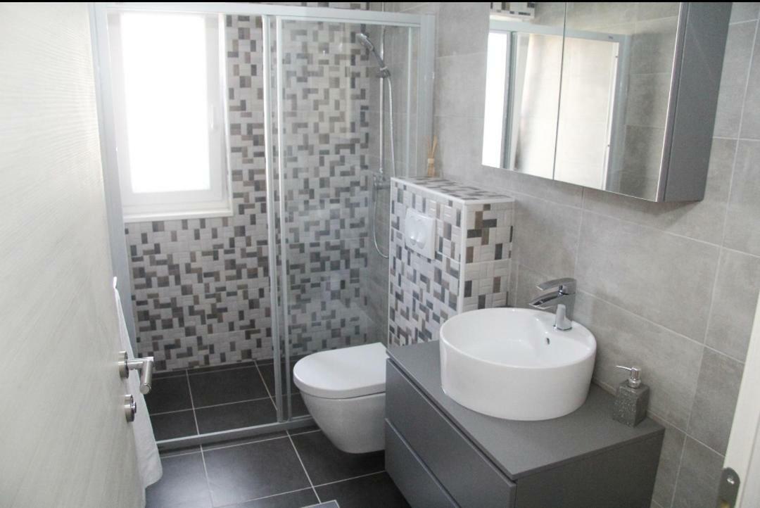 Apartman Ivana Biograd Na Moru Exterior photo