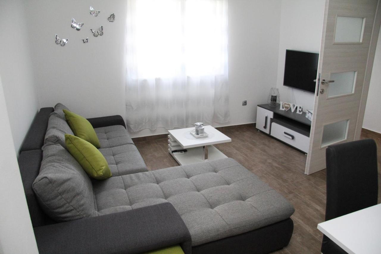 Apartman Ivana Biograd Na Moru Exterior photo